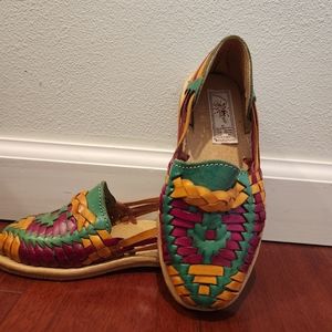 Girls authentic leather huarahes